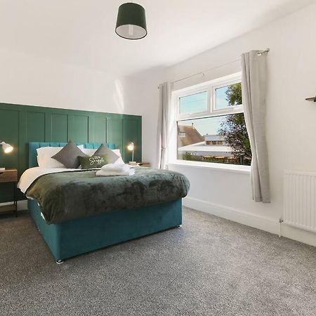 Modern Home Near Alexandra Dock Great Coates Екстер'єр фото